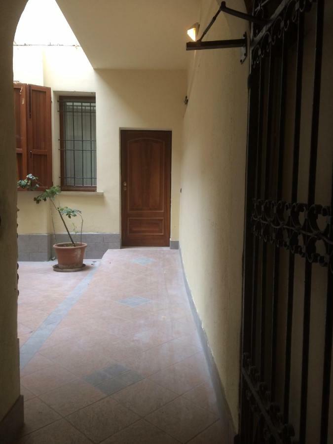 Suite Del Borgo - Affittacamere - Guest House Boloňa Exteriér fotografie