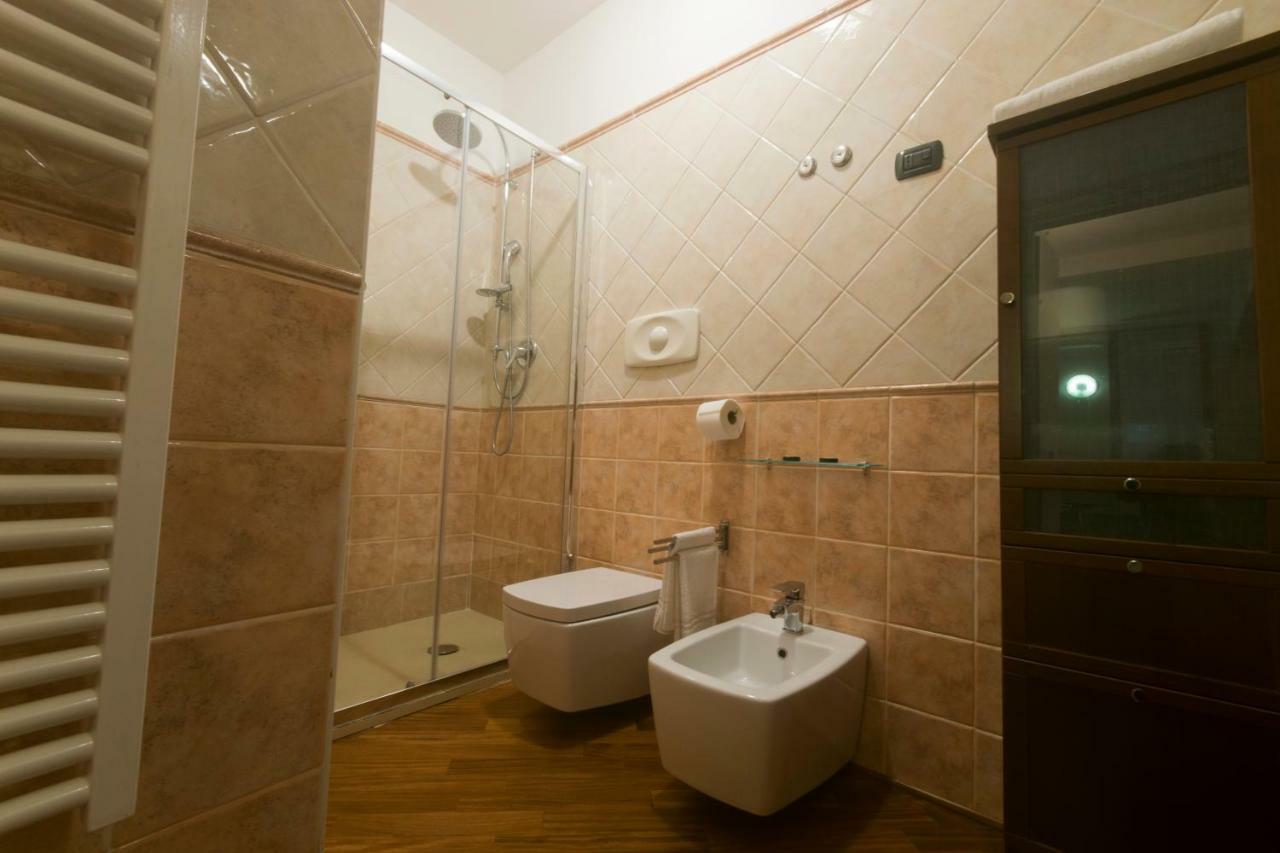 Suite Del Borgo - Affittacamere - Guest House Boloňa Exteriér fotografie
