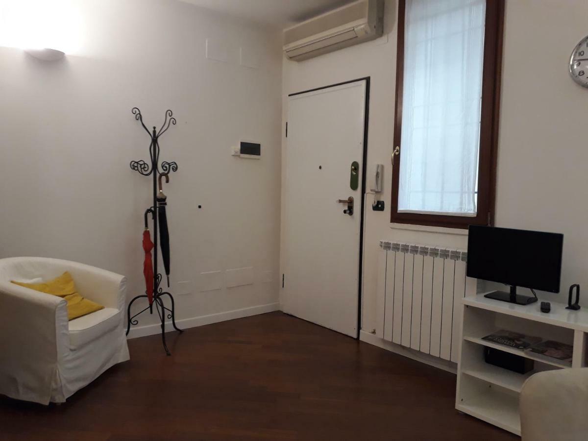 Suite Del Borgo - Affittacamere - Guest House Boloňa Exteriér fotografie