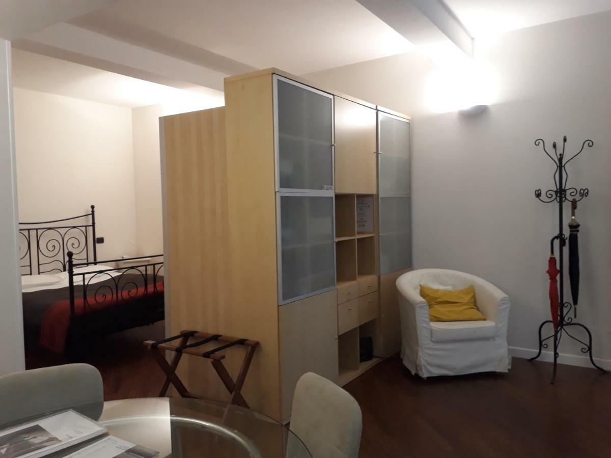 Suite Del Borgo - Affittacamere - Guest House Boloňa Exteriér fotografie